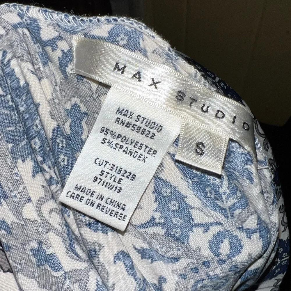 Max Studio Navy & Cream Print Design Ruffle Flowy Trim Skirt Size S - Picture 9 of 9